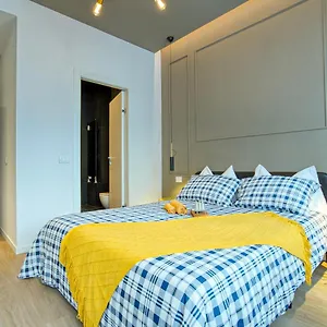 https://suite-bim-5min-from-metro-m1-fiera-city-life.it-lombardy.com